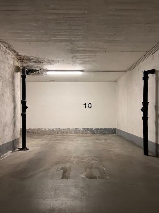 Two Apartments, Free Parking, Close To The Center Apartment Prag