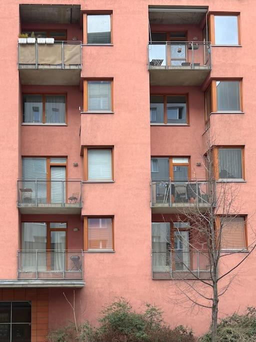Two Apartments, Free Parking, Close To The Center Prag