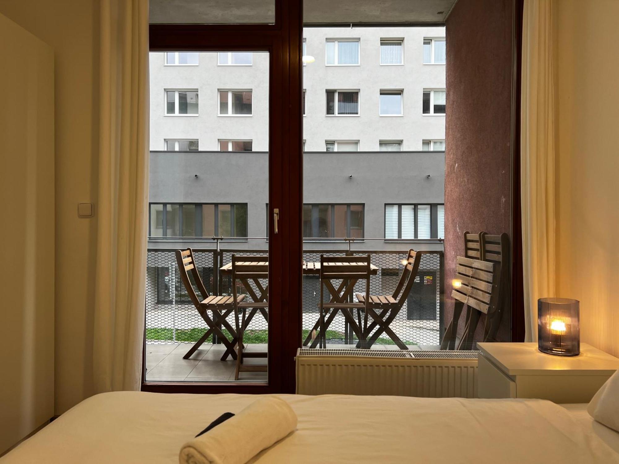 Two Apartments, Free Parking, Close To The Center