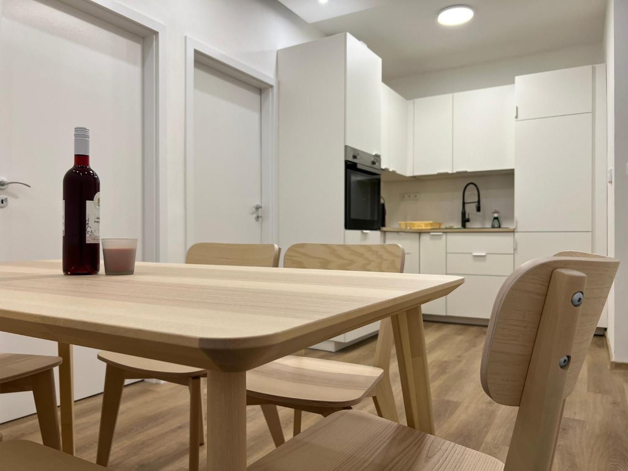 Two Apartments, Free Parking, Close To The Center